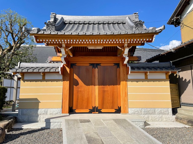 愛知県愛西市の慶正寺様　山門新築と水盤舎新築